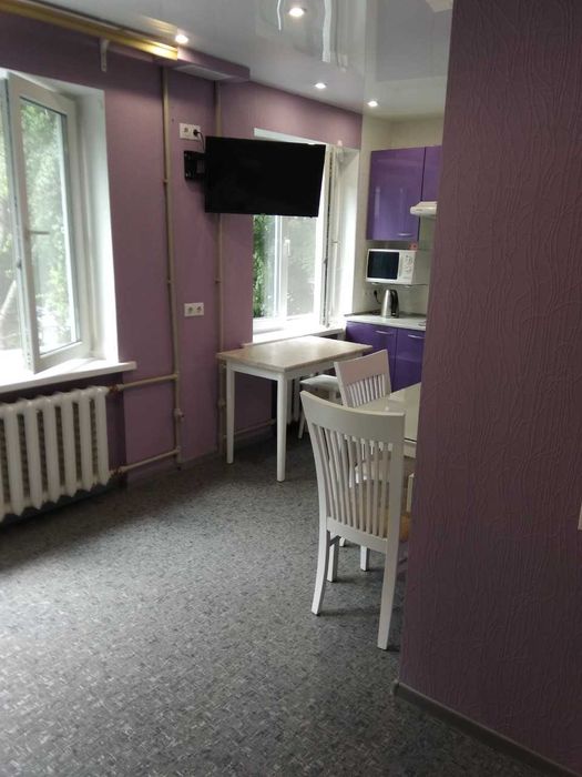 Сдам малосемейку на Титова Богдана Хмельницкого