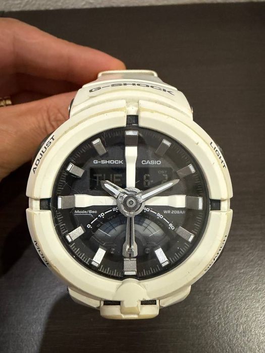 Часы Casio G-Shock