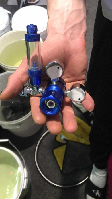 Witam na sprzedaż zawór do butli co2 bez automatu.