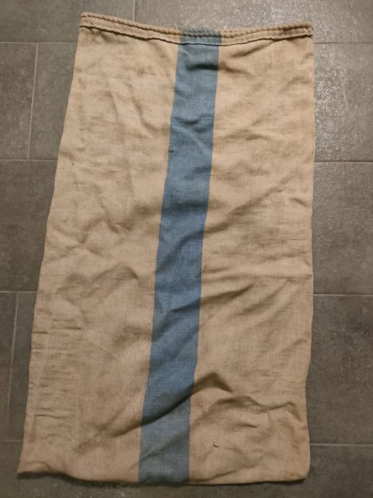 stary worek pocztowy