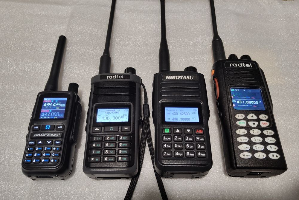 Радіостанції різні.