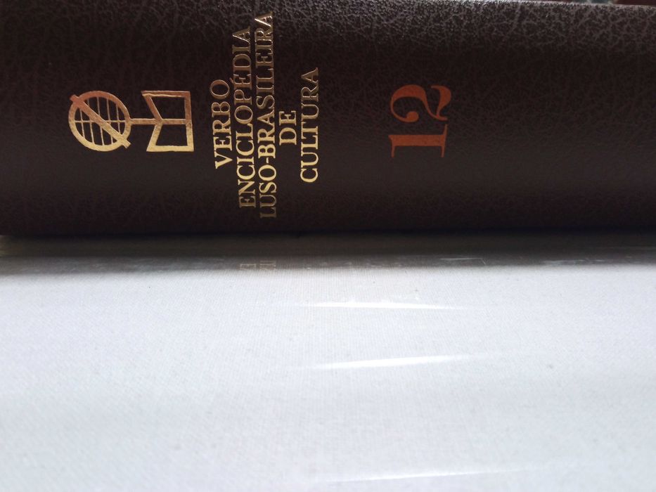 Enciclopédias Luso Brasileiras da cultura - Verbo