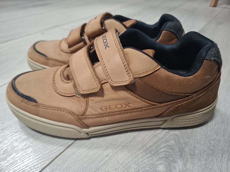Кросівки  на хлопчика Geox 37р
