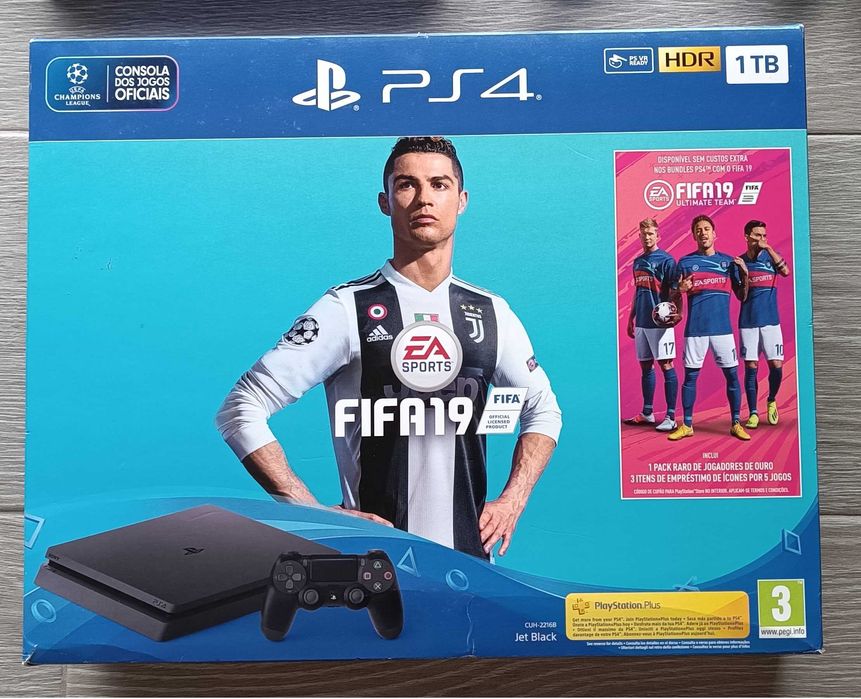 PS4 - 1T - com um comando e  4 jogos (como nova)