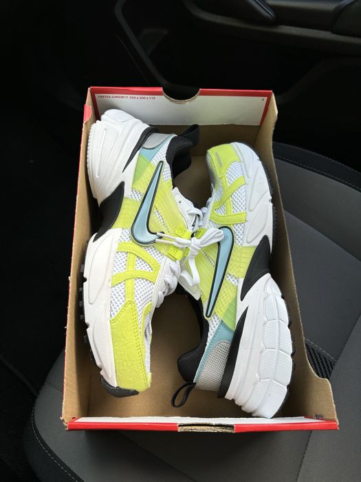 Женские Nike V2K Run  Новые  Оригинал
