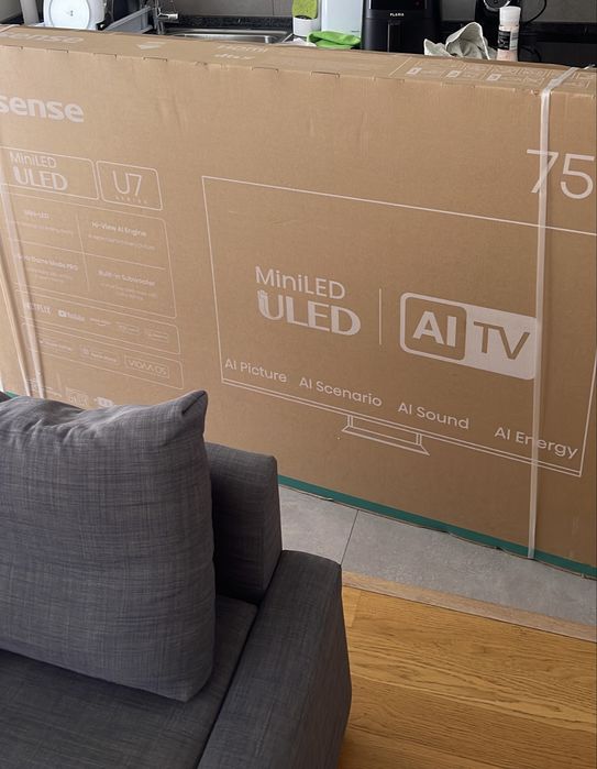 Televisão Hisense Uled 75 polegadas