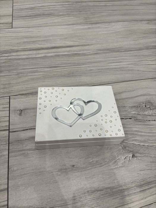 Pudełko na obrączki