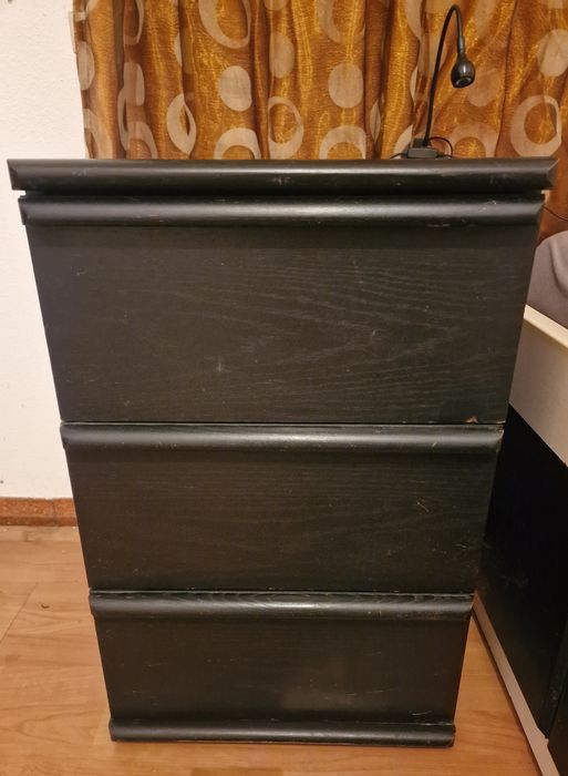 Cama Solteiro + Mesa Cabeceira