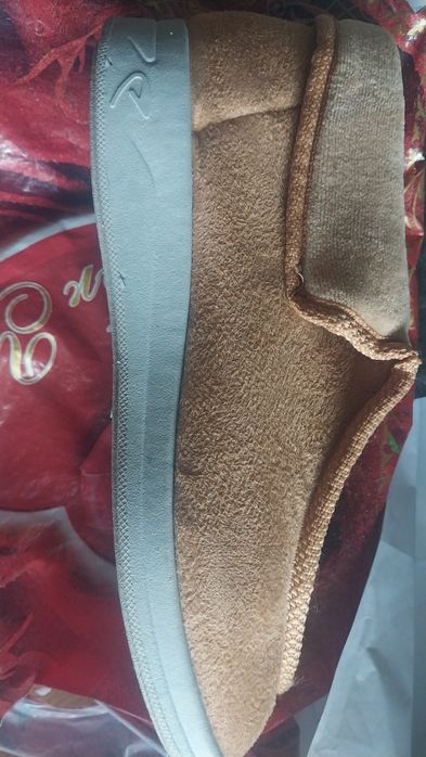 Домашнi тапцi новеньки  розмiр 37