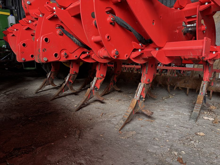 Pług dłutowy Maschio Gaspardo Atilla