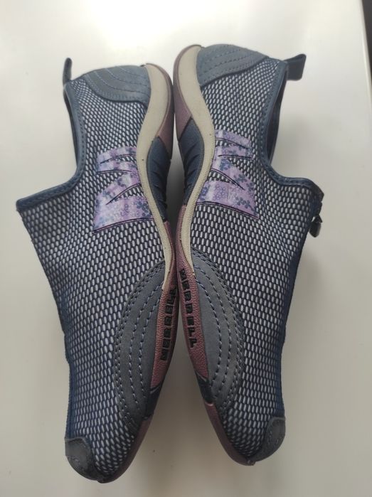 Buty sportowe damskie firmy Merrell