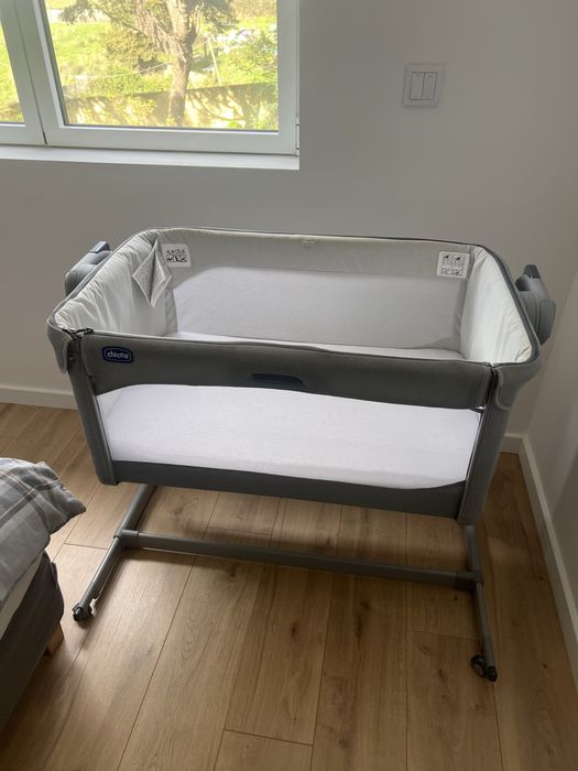 Cama/ berço next to me Chicco