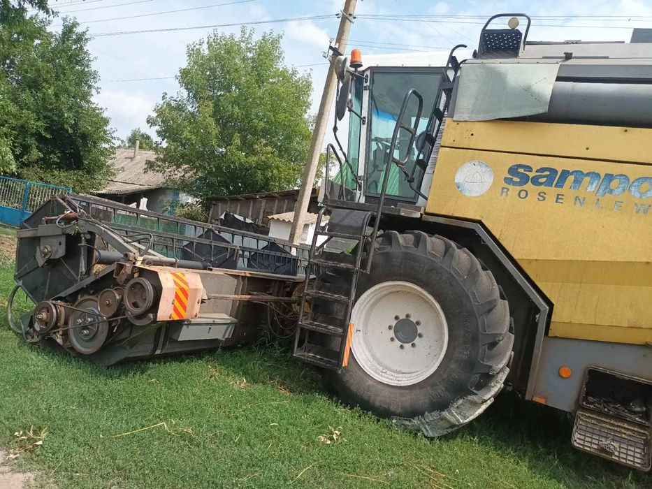 Комбайн зернозбиральний