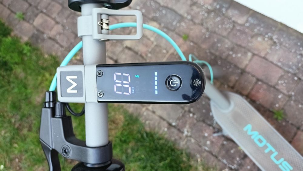 Hulajnoga elektryczna MOTUS Scooty 10