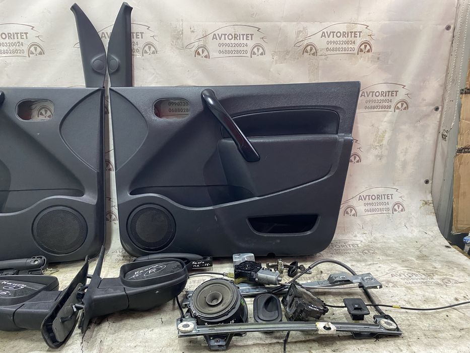 Дверні карти Рено Канго 2-3 замки ручки