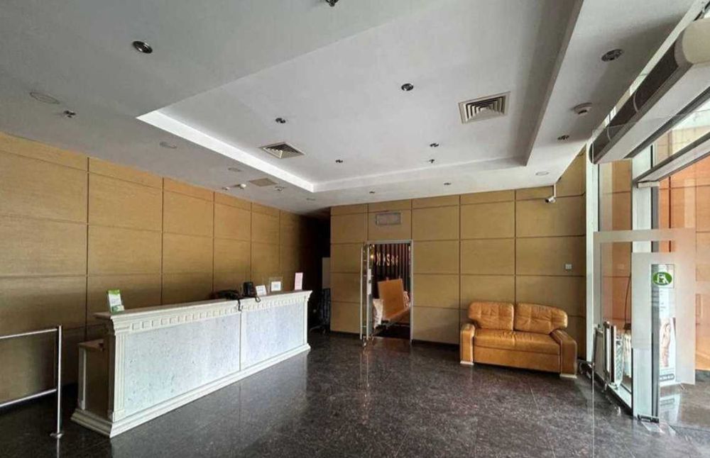 Продаж офісу, бізнес центр «Преміум» класу «В»