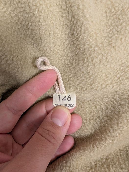 Куртка весняна на дівчинку 146 розмір