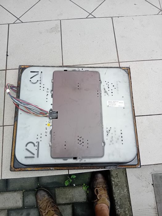 Plyta ceramiczna
