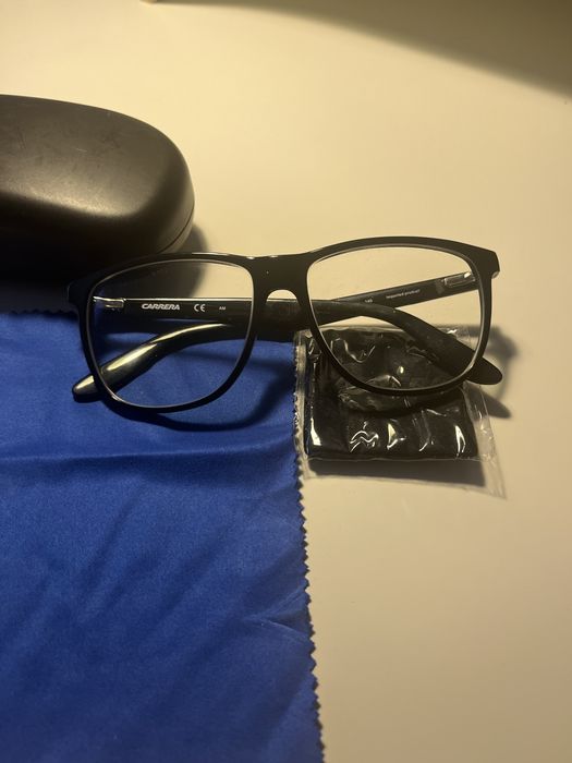 Óculos Carrera CA5512 com lentes