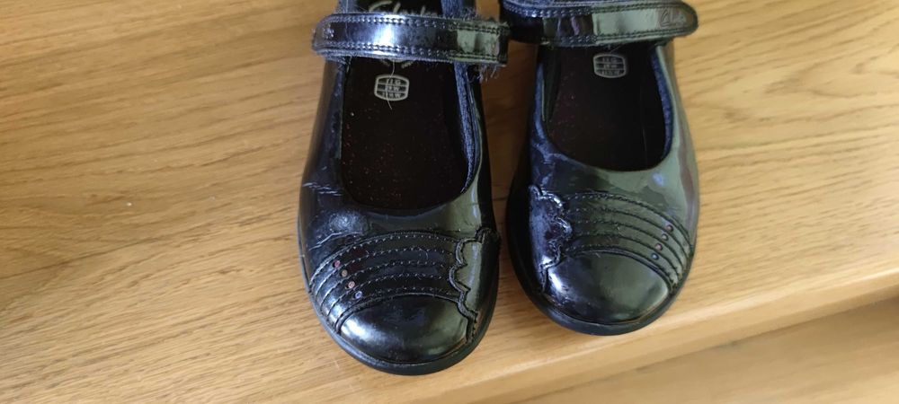 Jak nowe Clarks 29 baleriny pantofelki dla dziewczynki