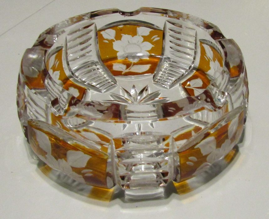 popielniczka kryształowa duża PRL