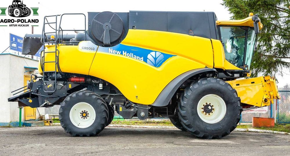 Комбайн NEW HOLLAND CR 9060 - 2008 - 2554 м/ч + жатка 6,09 м