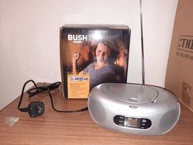 Boombox Bush Srebrny CD Przenośny Bluetooth z Telefonu