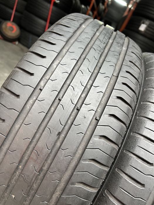 Шины летние 2шт 215/60/R17 Continental EcoContact5