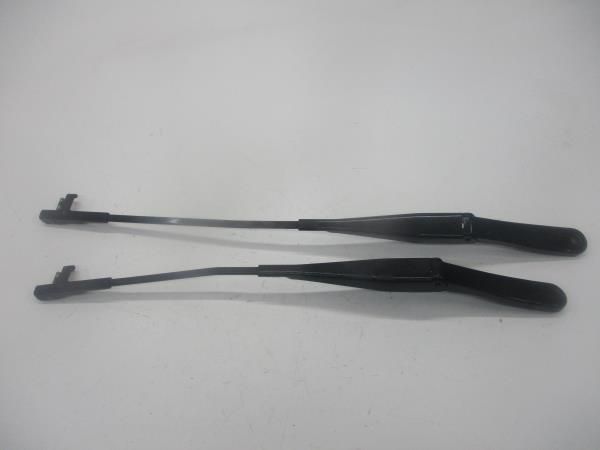 Haste / braço de escova limpa vidros frente direita OPEL Astra H Hatch