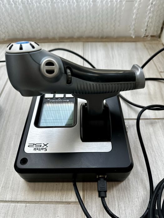 Logitech G Saitek X52 Pro