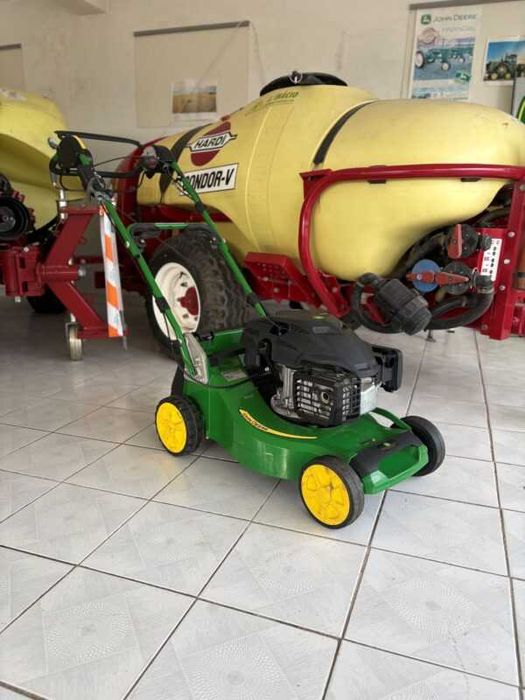 Corta Relvas John Deere R47KB
