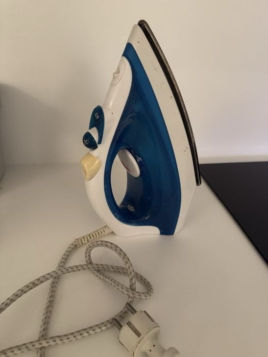 Ferro de engomar passar roupa Moulinex