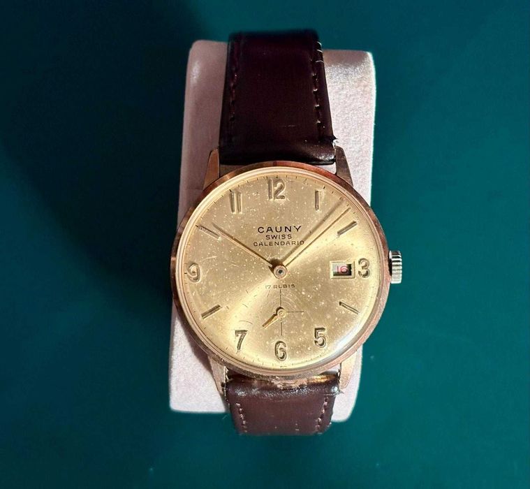 Relógio Vintage Cauny Swiss “Calendario”