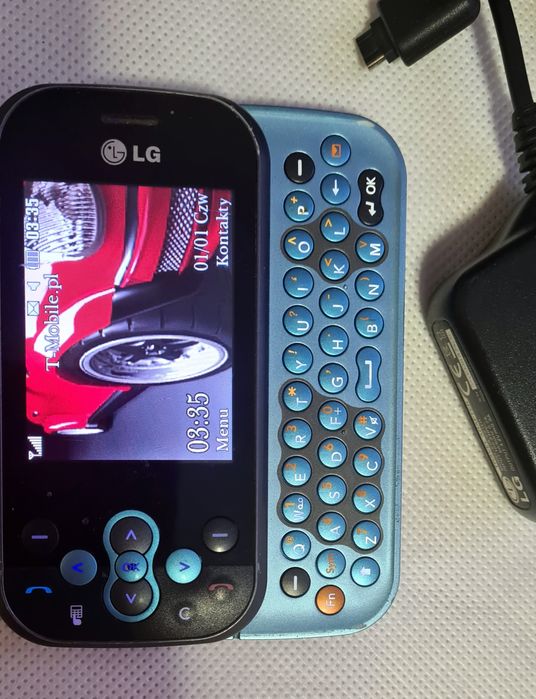 Telefon LG KS360 + 2 ładowarki 2 baterie