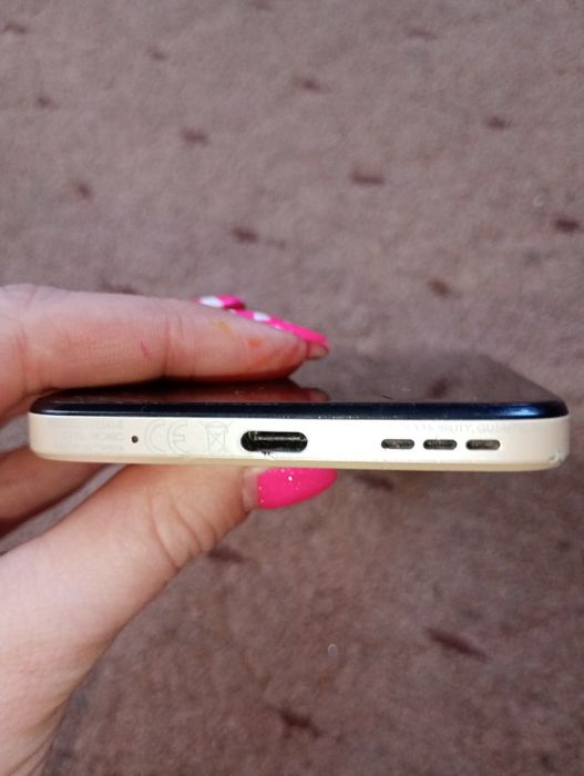 Продам телефон Motorola g14