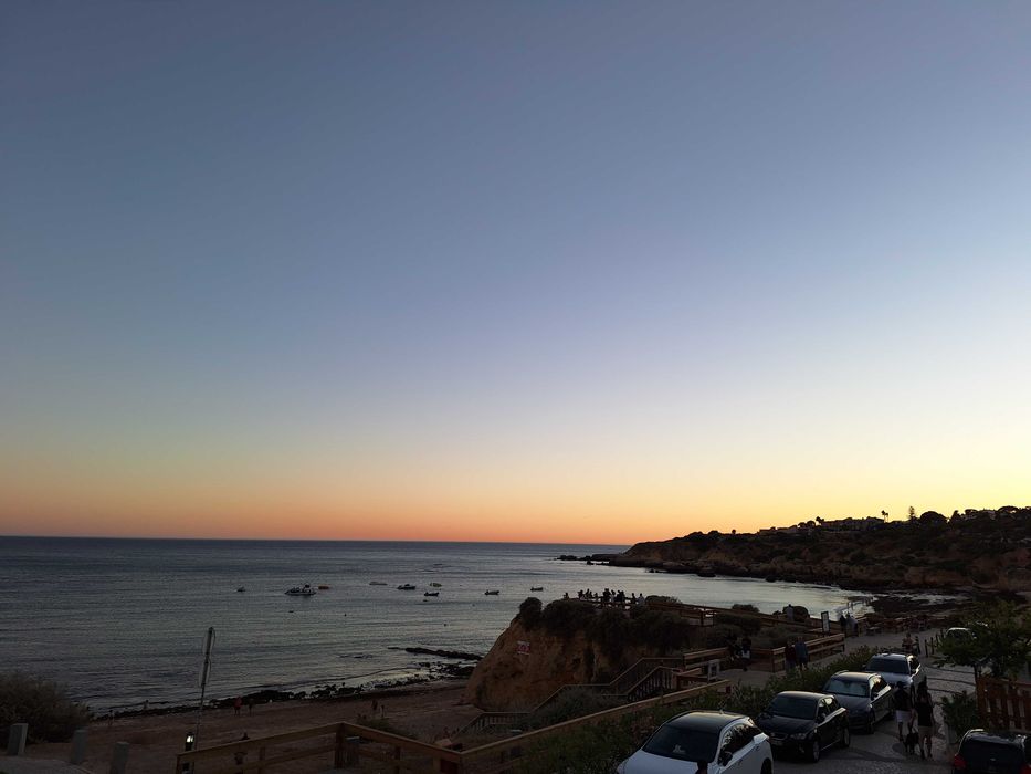 Estúdio Clube Praia da Oura - Agosto