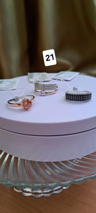 Стильные  кольца больших размеров