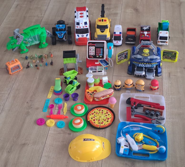 Darmowa wysyłka. Zestaw play doh budowa dróg+sklep,komisariat,dinozaury i samochody.