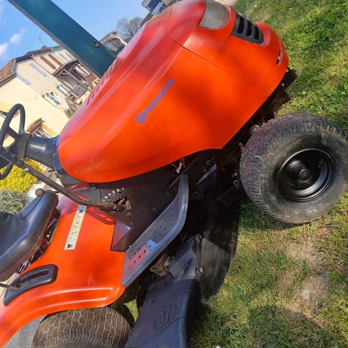 Trator corta relva husqvarna