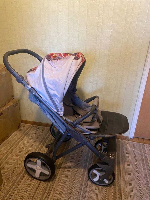 Продам дитячу коляску