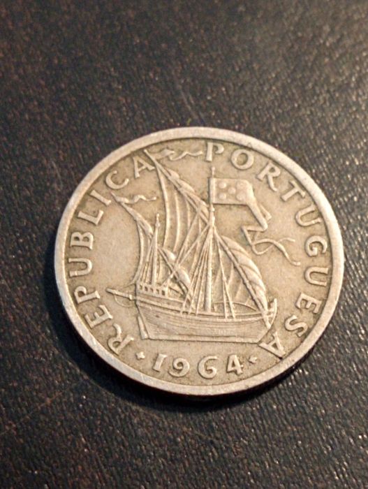 Moeda de 2,5 escudos	Portugal	1964*