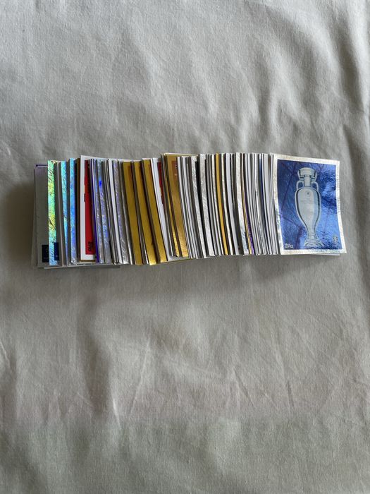 Troco ou vendo cromos Euro 2024