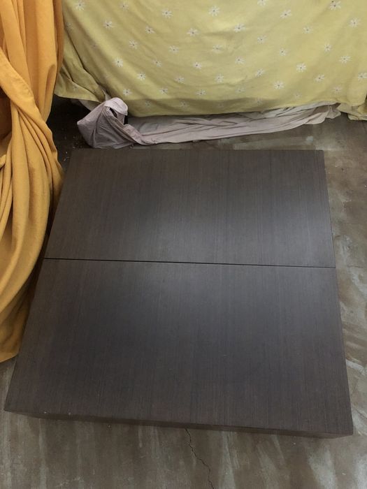 Mesa de centro usada em muito bom edtado.