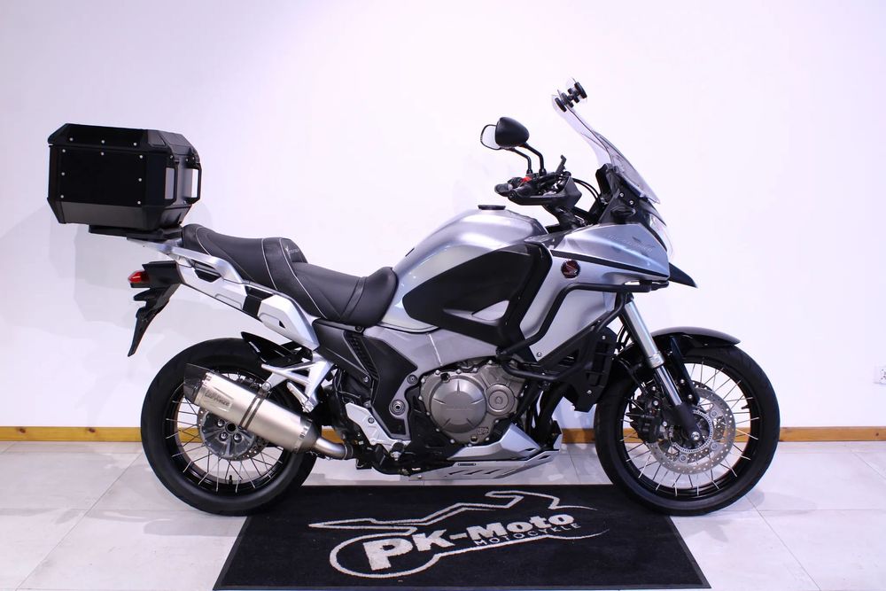 Honda VFR Honda VFR 1200X Crosstourer, 2012r, 28tys km, LeoVince, kufer, Niemcy