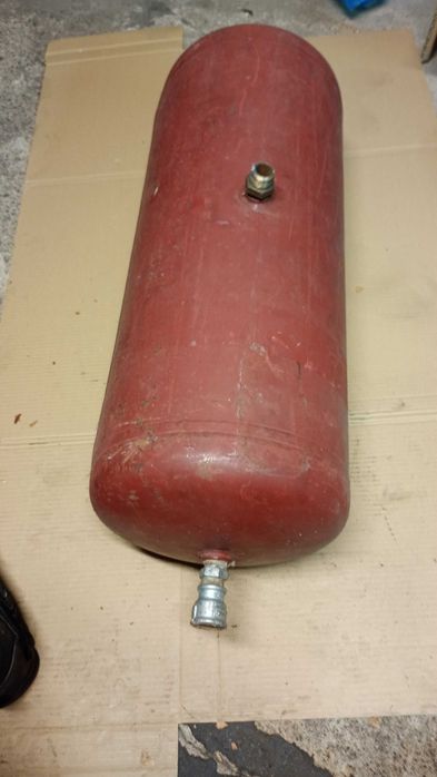 Zbiornik ciśnieniowy 40l/8atm.