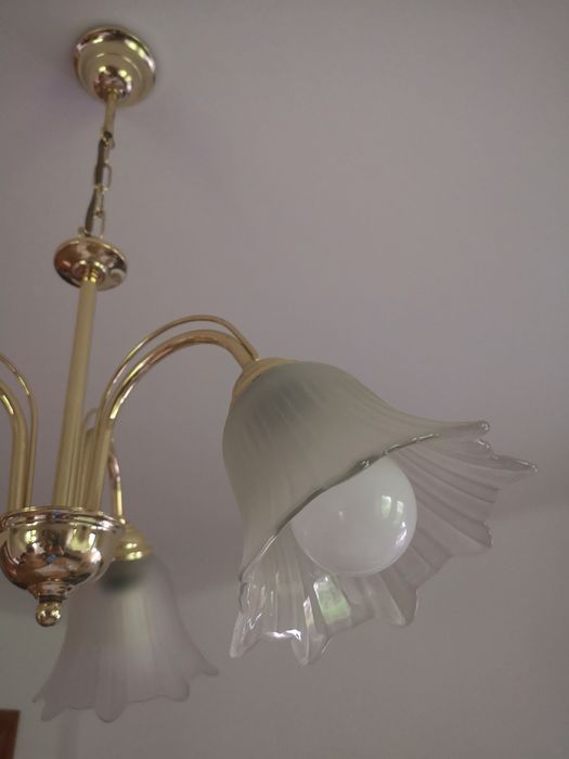 Żyrandol lampa wisząca trzy klosze