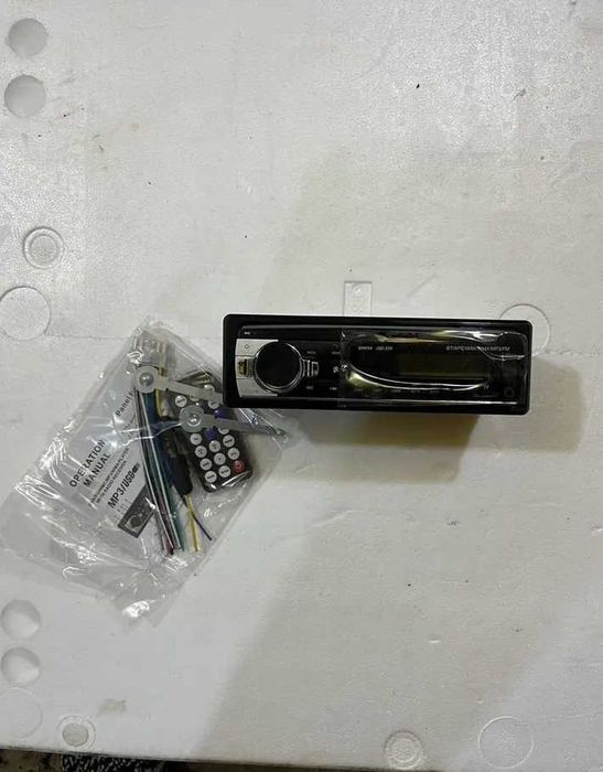 Блютус автомагнитола стандартная с пультом usb microsd универсальная