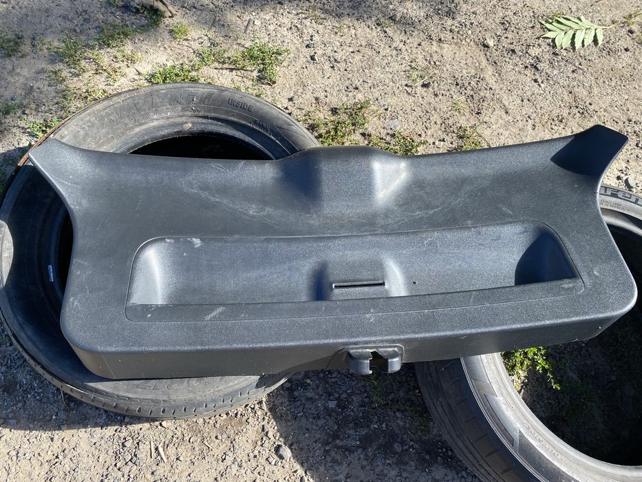 Audi a3 8p tapicerka plastyk klapy bagaznika