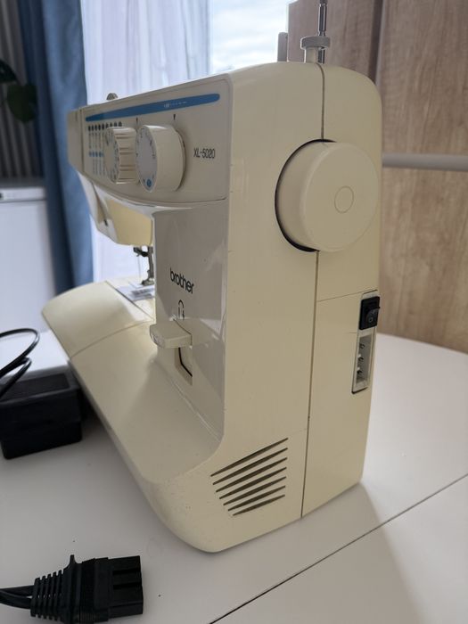 Швейна машинка Brother XL - 5020
