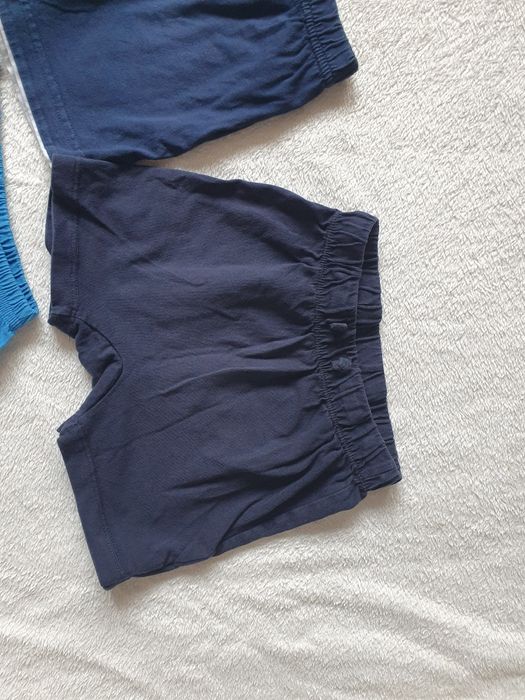 Krótkie spodenki 98/104 szorty bawełniane dresowe cienkie